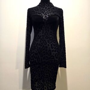 Fashion Nova Women's Too Fierce Animal Print Velvet Bodycon Mini Dress S…